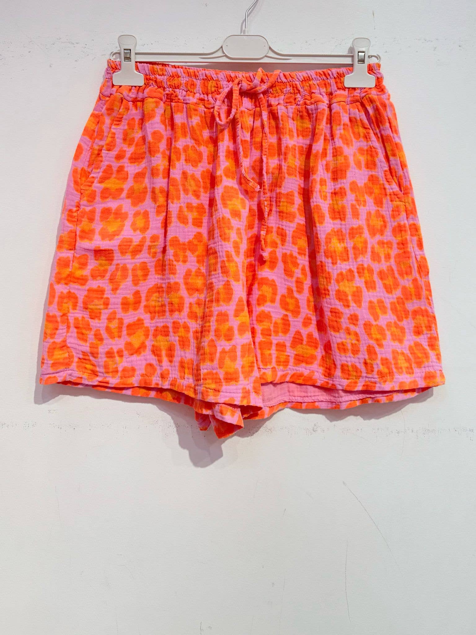 Bedruckte Shorts aus Baumwollgaze LEOPARD
