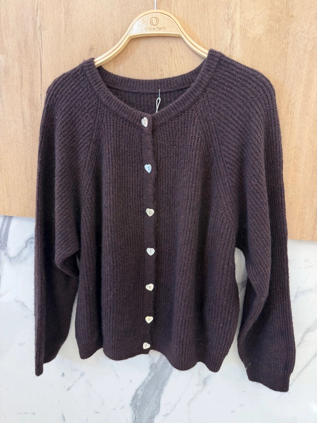 Weste Strickjacke mit Herzknöpfen Farbe Pflaume