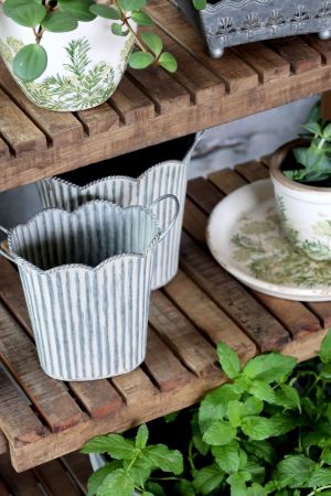 Chic Antique Übertopf-Set mit Rillen & Griffen - 3er Set