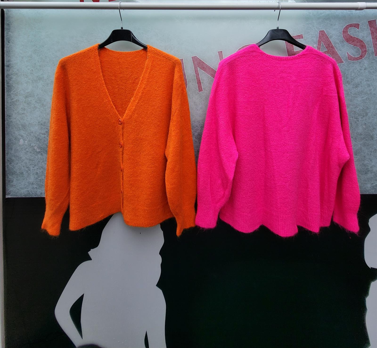 Strickjacke mit 5 Knöpfen mit Alpaca