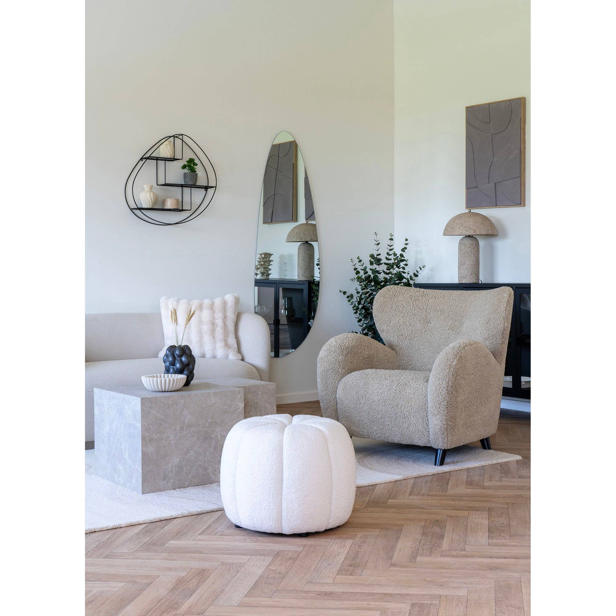Astley - Tischlampe. Pappmaché. steingrau 150 cm Kabel
