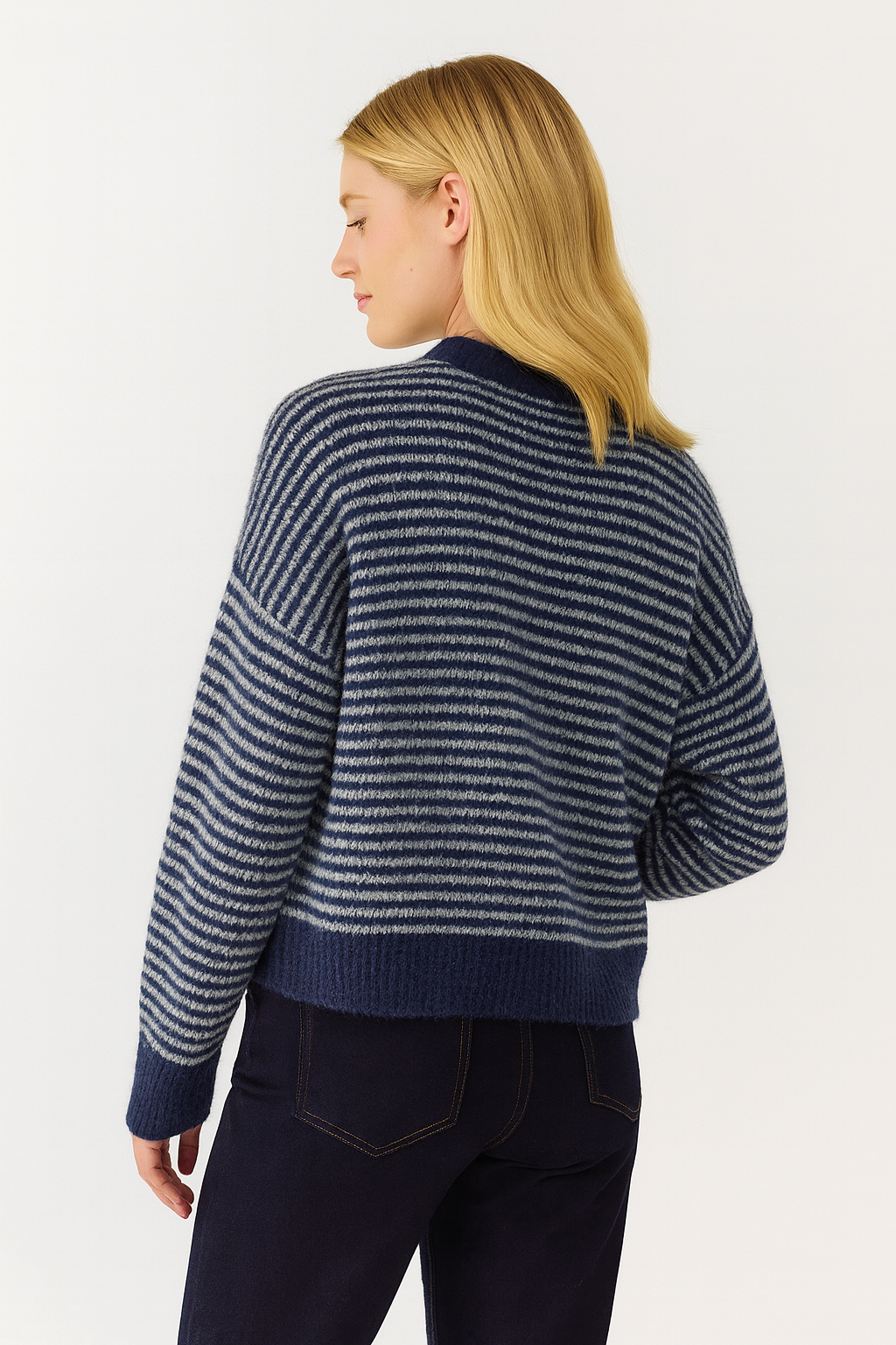 Gestreifter Oversize-Pullover in Farbe –