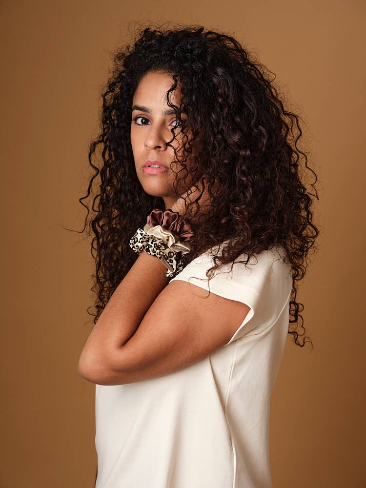 Set mit 3 mittleren Haargummis aus Seide