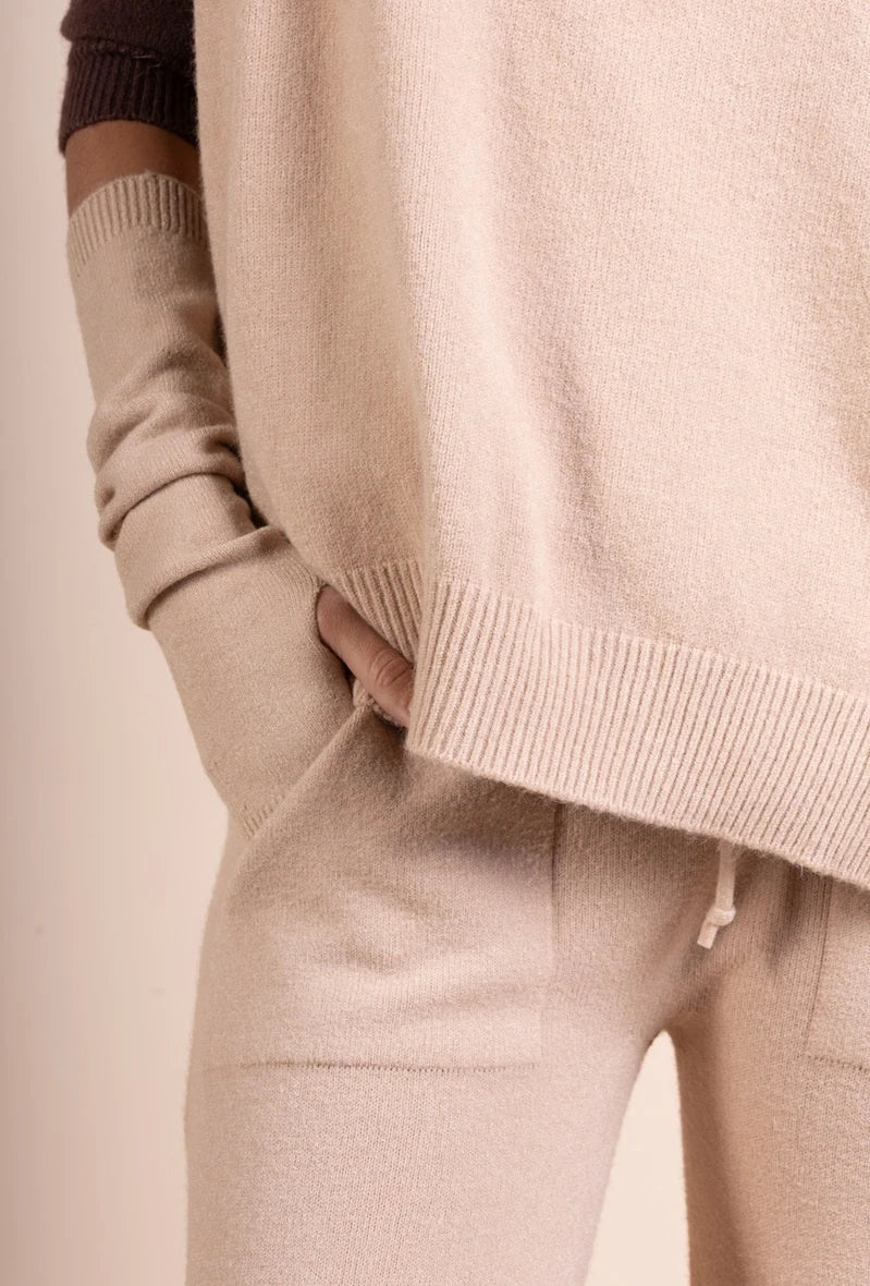 Ärmelloser Strickpullover Pullunder