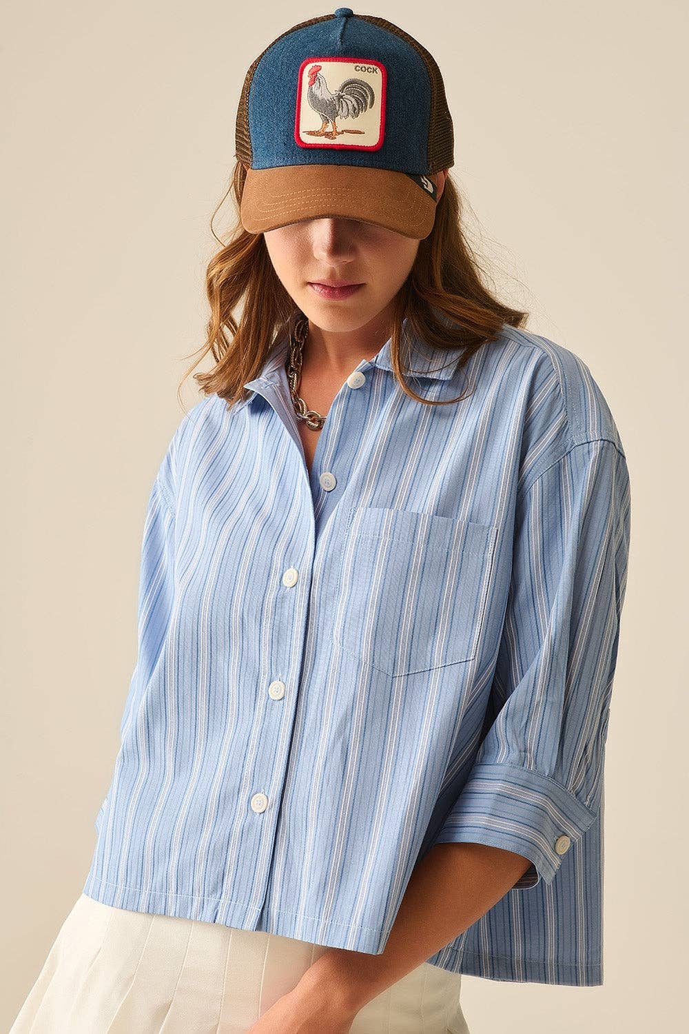 Locker geschnittenes gestreiftes Cropped-Hemd in Blau