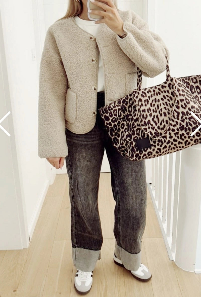 Teddyjacke mit Taschen