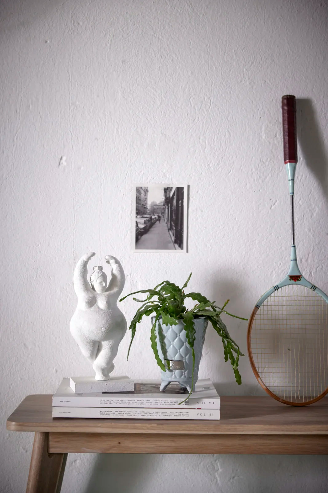 Serafina Dekoration Frau H28 cm. weiss