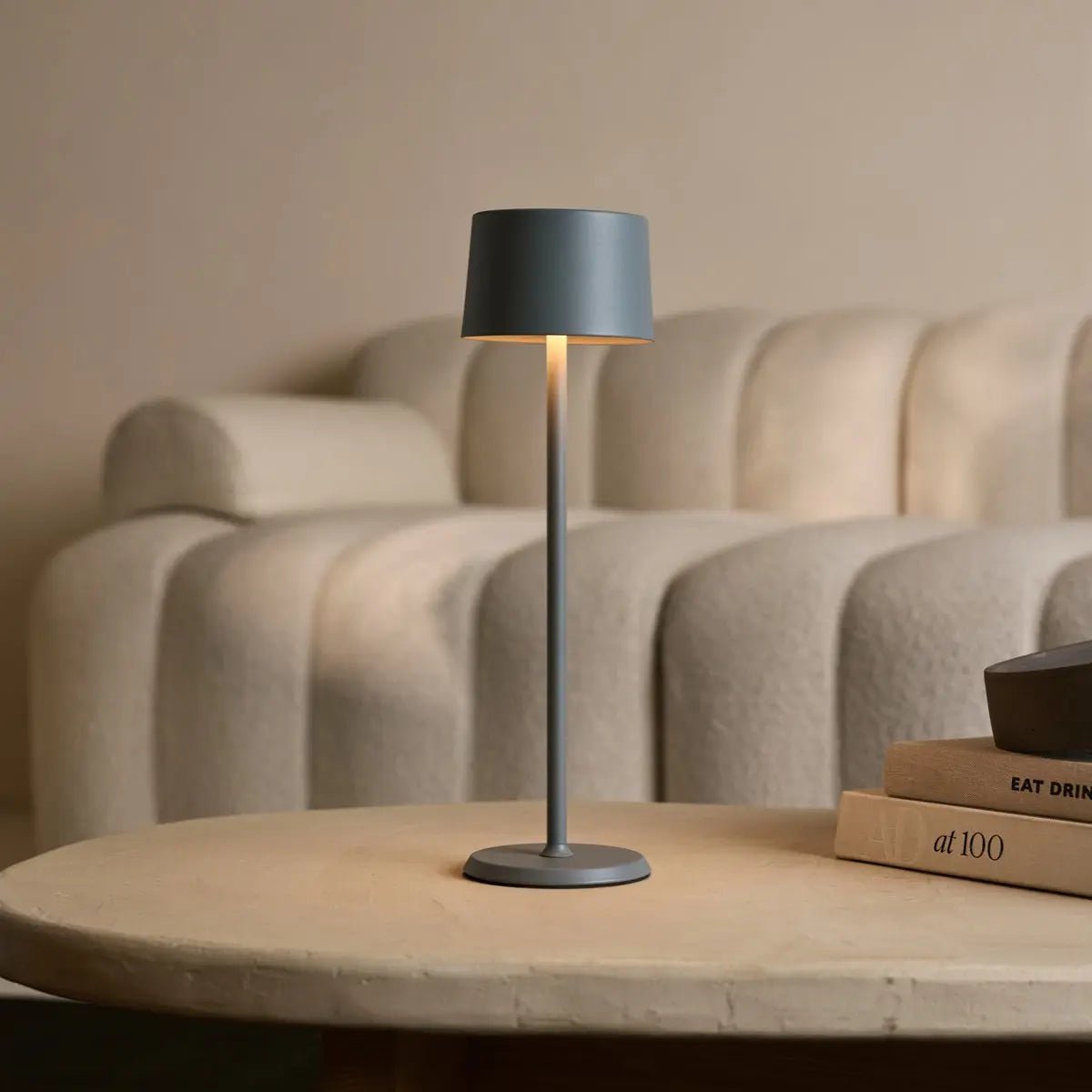 Lampe "Trout" grau kabellos aufladbar