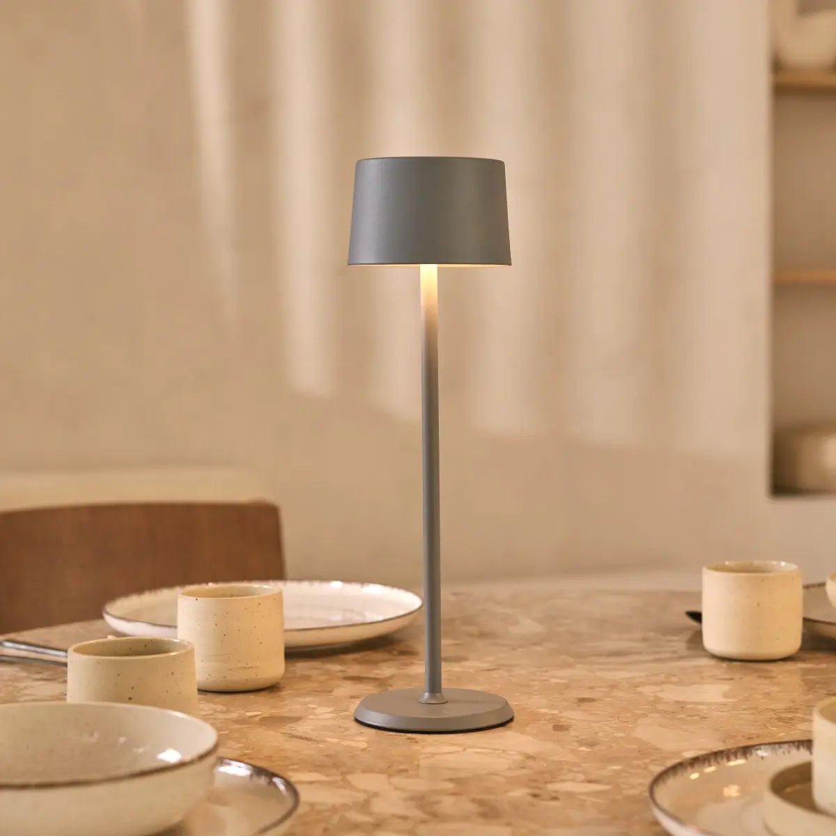 Lampe "Trout" grau kabellos aufladbar