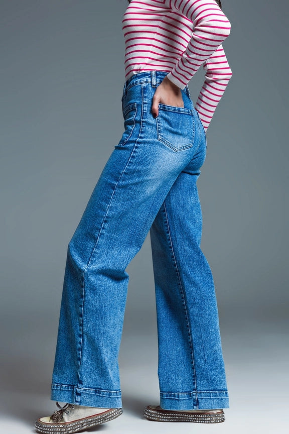 Jeans mit niedriger Taille, weitem Bein und Fronttasche im Marinestil