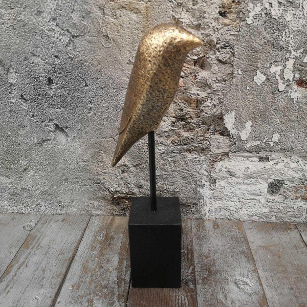 Vincy Vogel auf Fuß