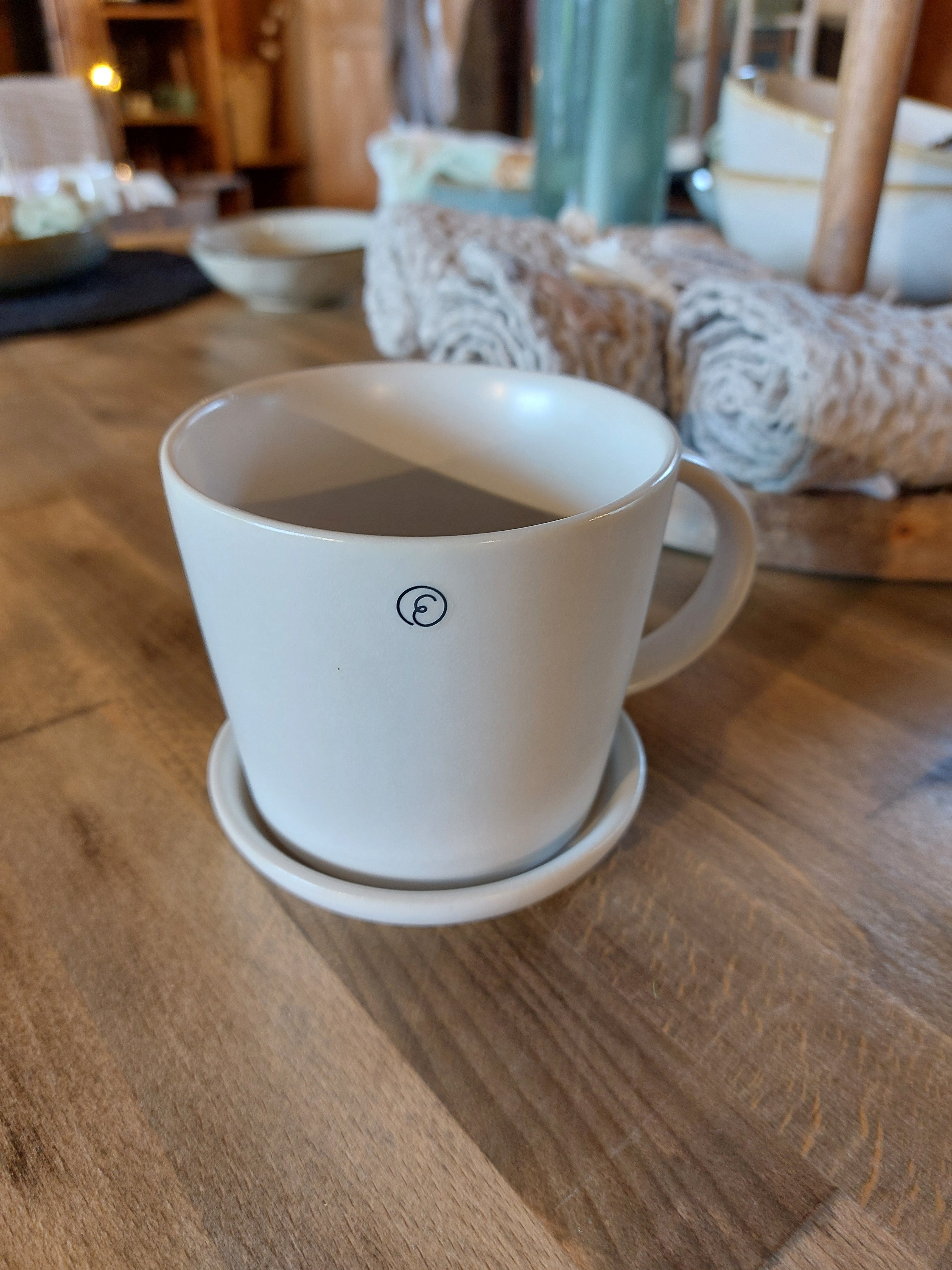 Tasse mit Untertasse ERNST