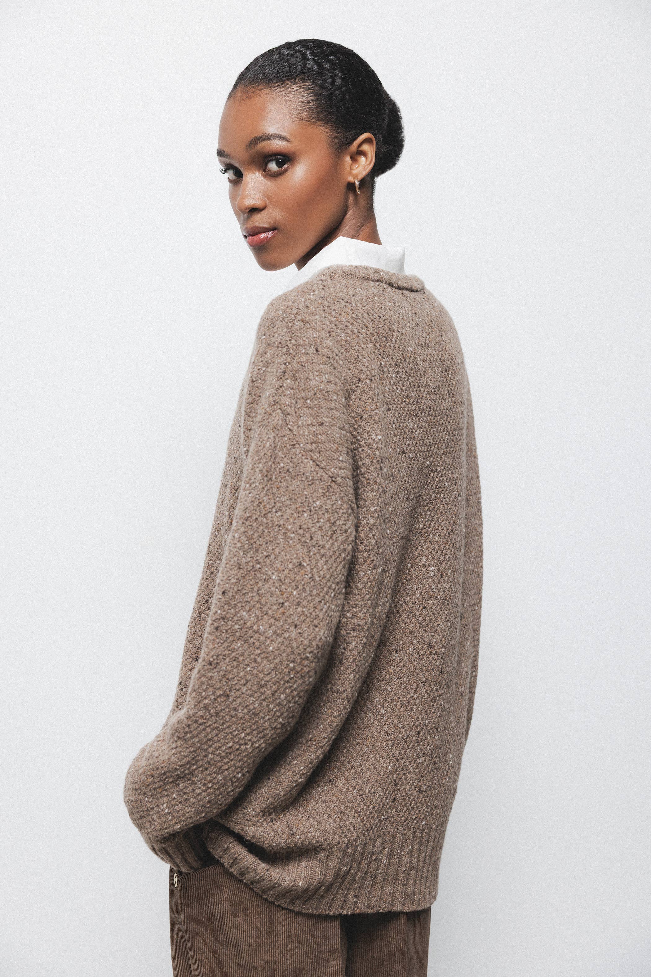 Gestrickter Pullover (437513-19)