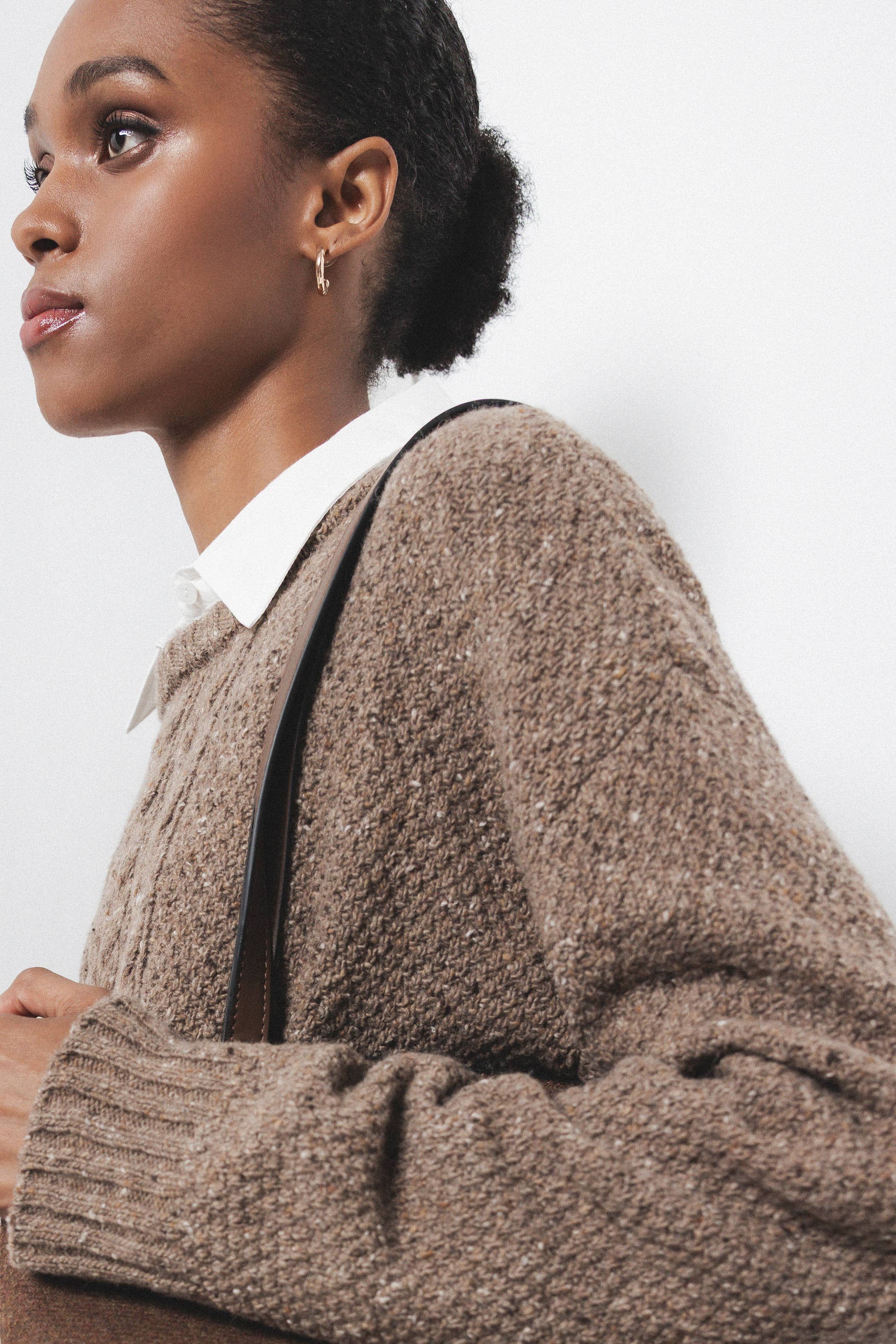 Gestrickter Pullover (437513-19)