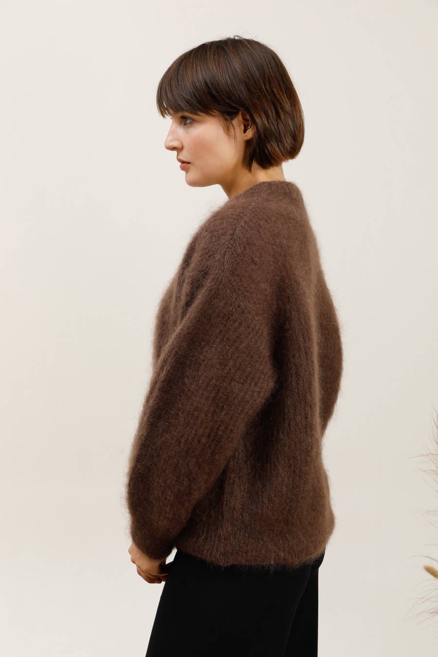 Rundhals-Pullover aus 74% Kid-Mohair Schokobraun