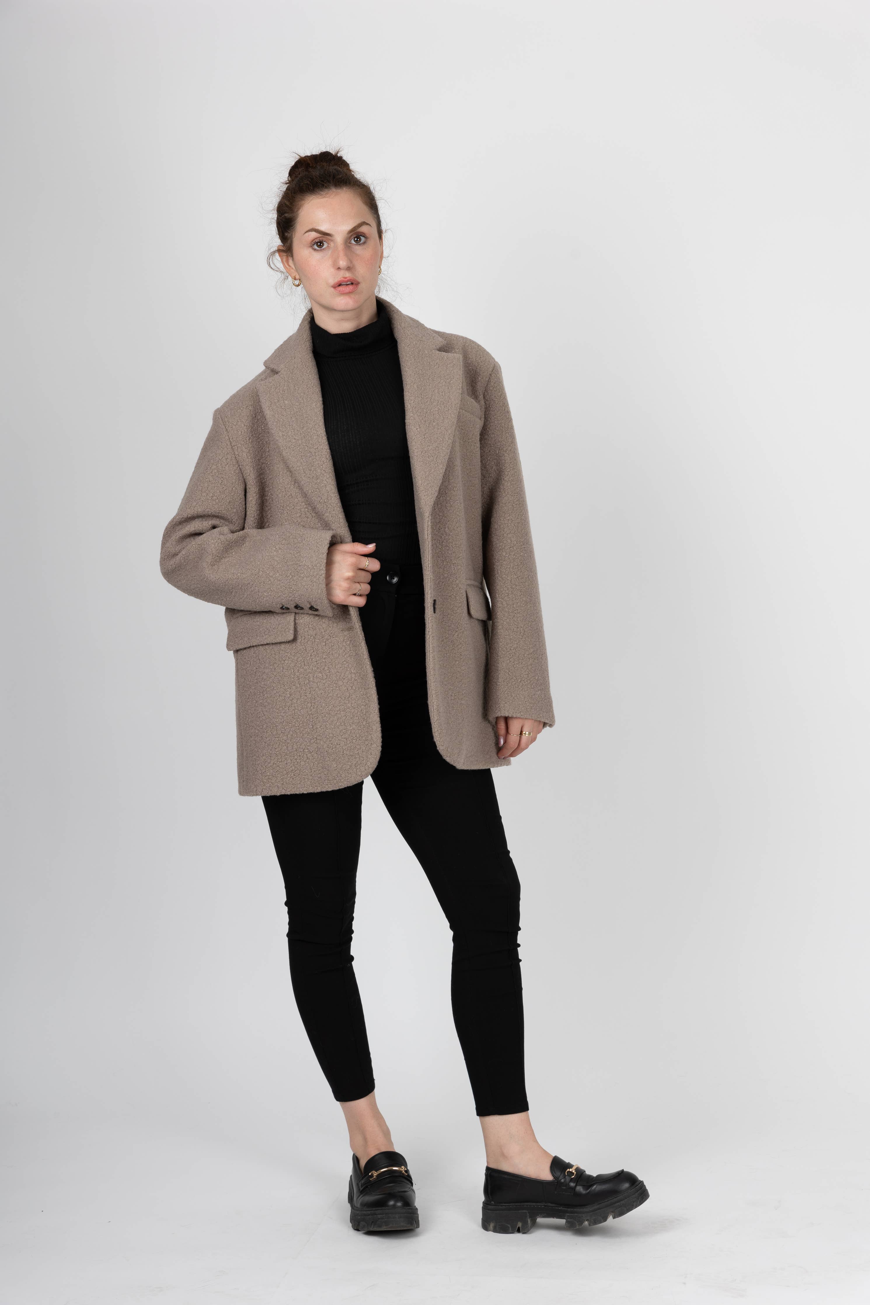 ÜBERGROßER BLAZER wollig