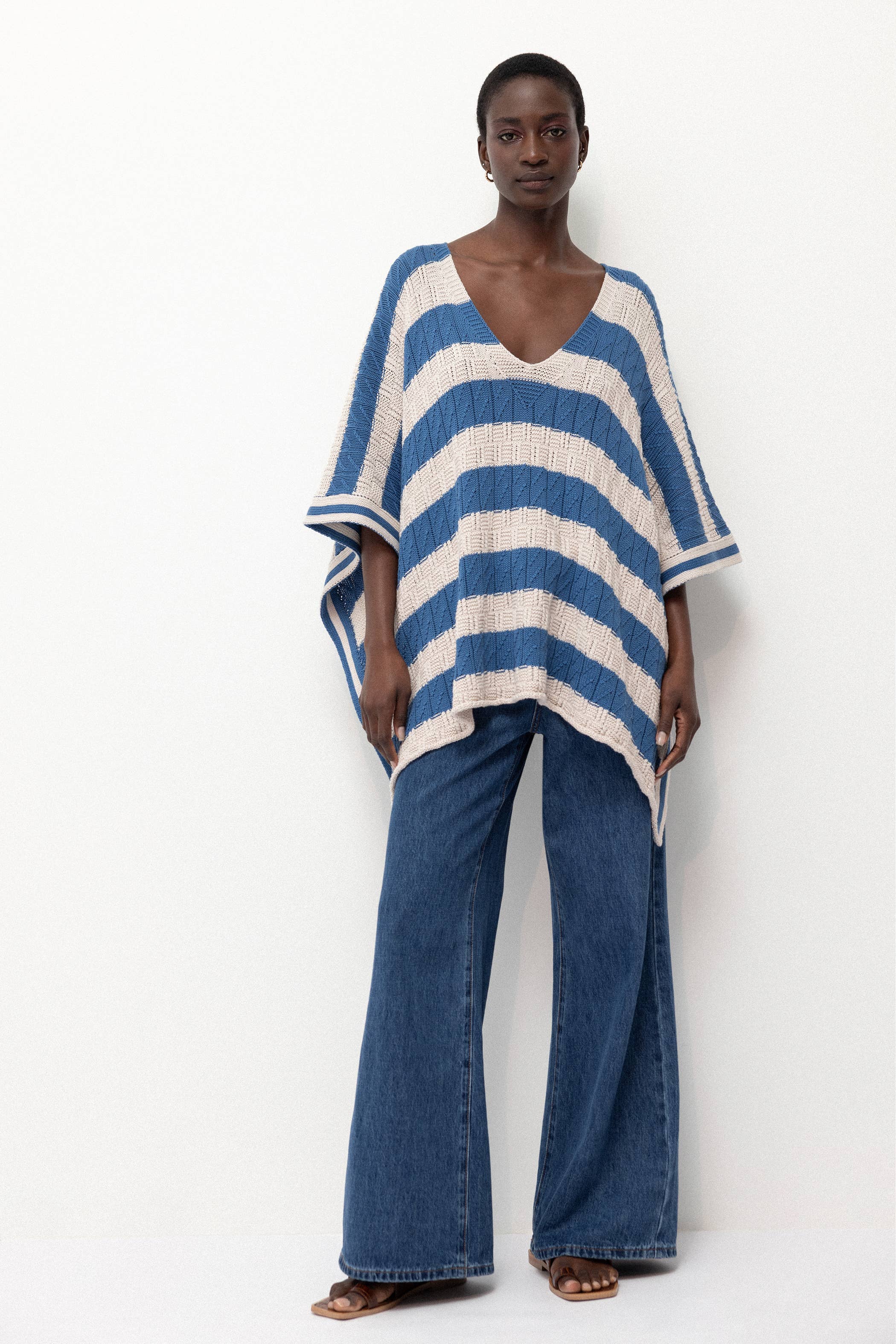 Strukturiertes Strickponcho (446683-170)