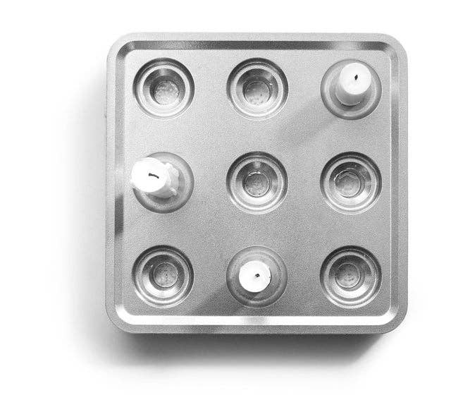 Schwedischer Kerzenhalter aus recyceltem Material — ein Designklassiker!