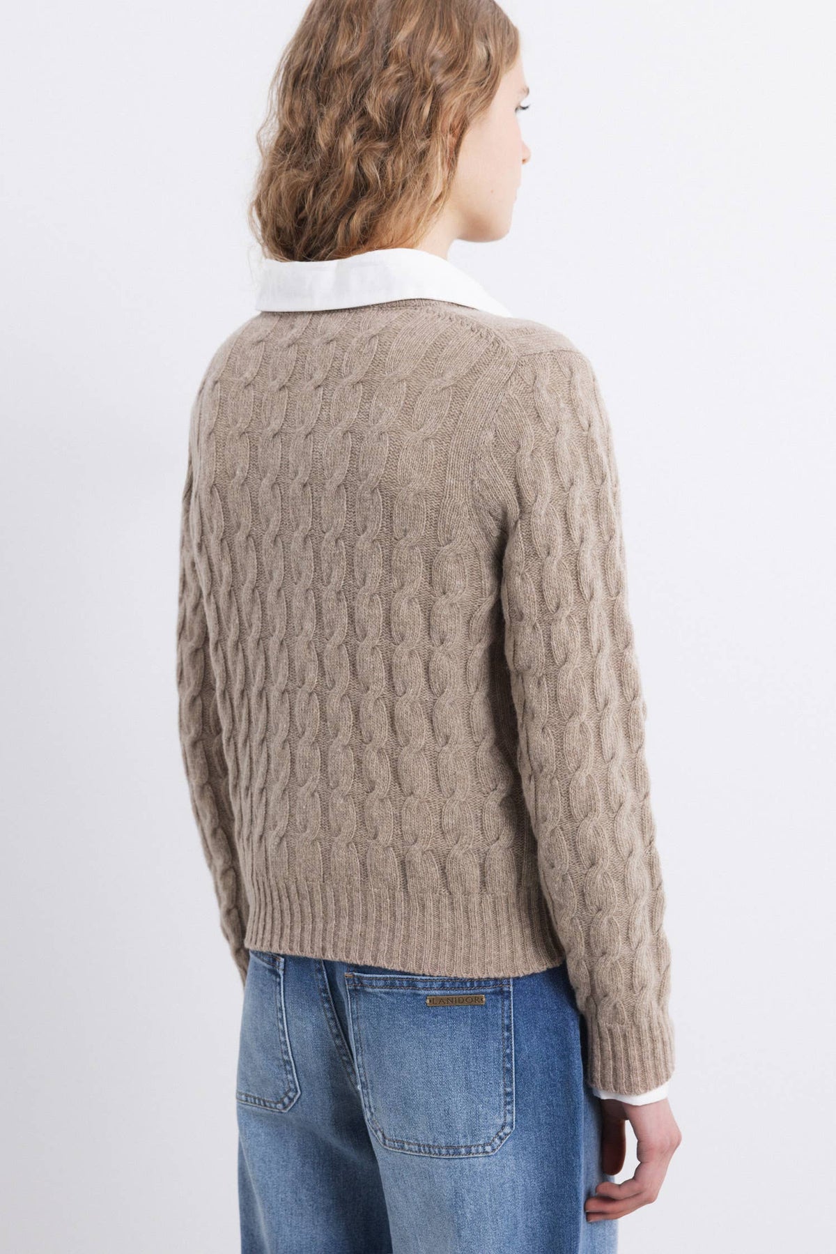 Cardigan mit Zopfmuster beige