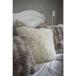 Wolliges Kissen von Skinnwille Home