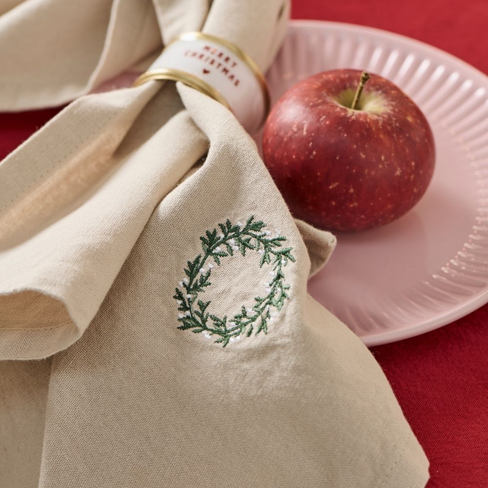 Ib Laursen Stoffserviette Tradition mit Kranz leinenfarben