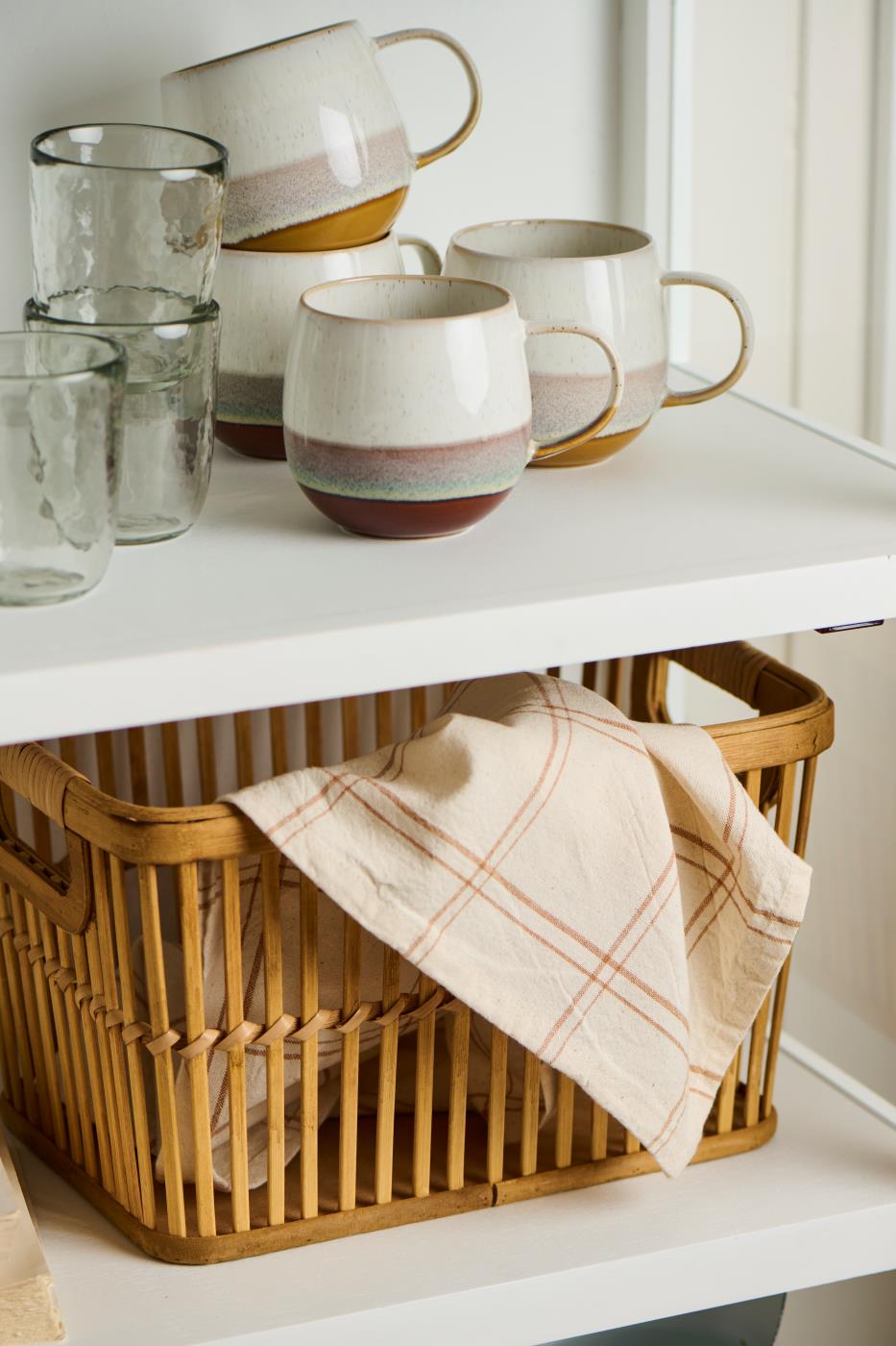 Tasse Agneta m/braunem Muster